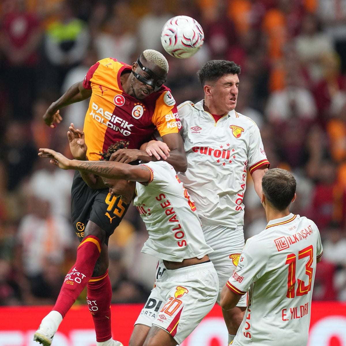 Göztepe'de kabus: 3 maçta 7 gol, Galatasaray fobisi ve hakem isyanı