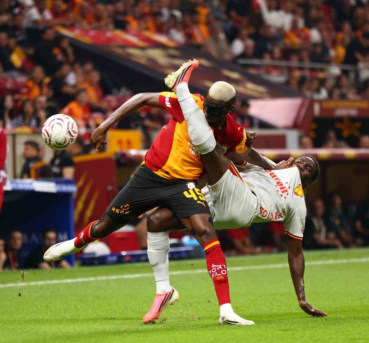 Göztepe'den Galatasaray'a Deplasman Darbesi: 3-2