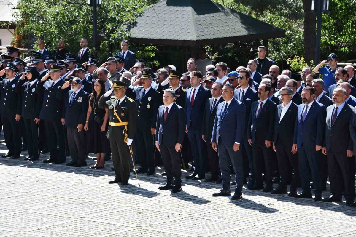 Gümüşhane'de Zafer Bayramı Coşkuyla Kutlandı