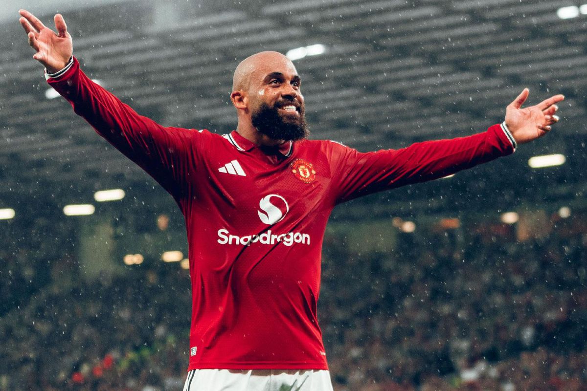 Hull City'e kaybeden Manchester United, Ipswich Town'a fena patladı
