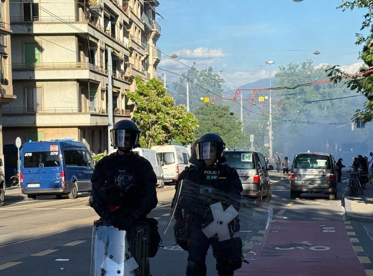 İsviçre'de At Yarışı Pistinde Silahlı Saldırı: 1 Ölü, 5 Yaralı