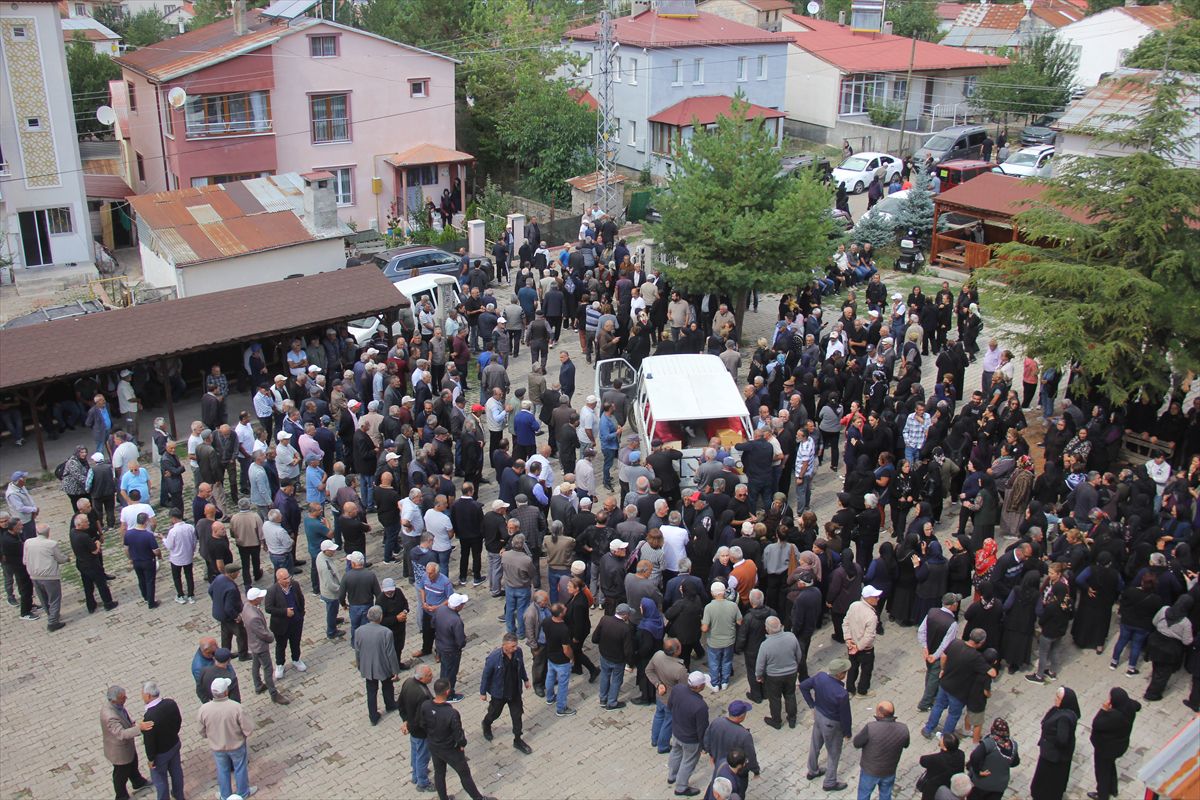 Gurbetçi Çift Son Yolculuğuna Uğurlandı