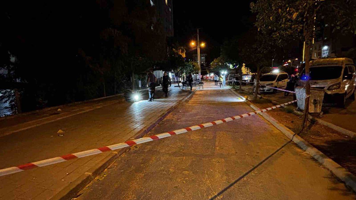 Adana'da Yürürken Silahlı Saldırı: 1 Yaralı