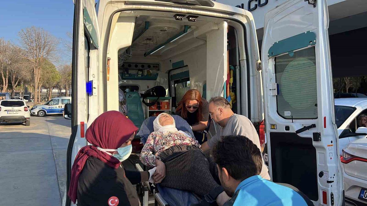 Feribot Kazasında Torununu Bekleyen Nine Fenalaştı