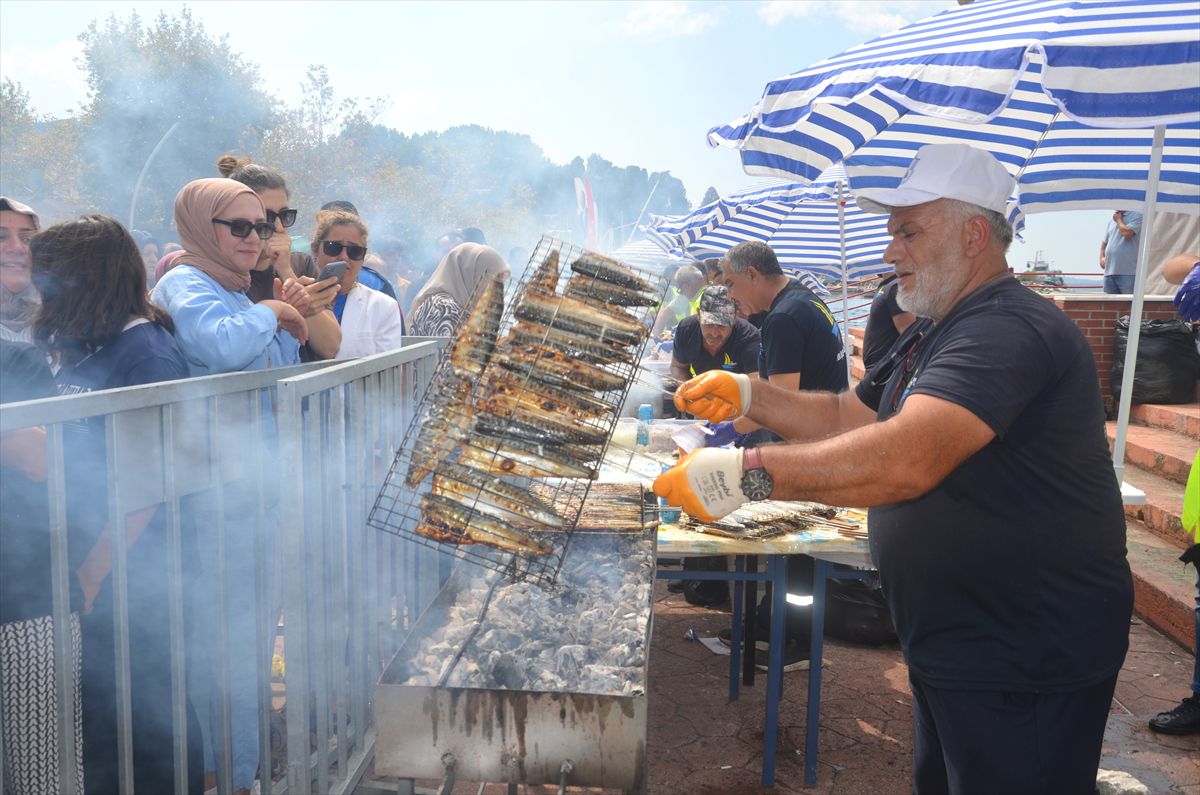 19. Balık Festivali'nde 6 Bin Balık Ekmek Dağıtıldı