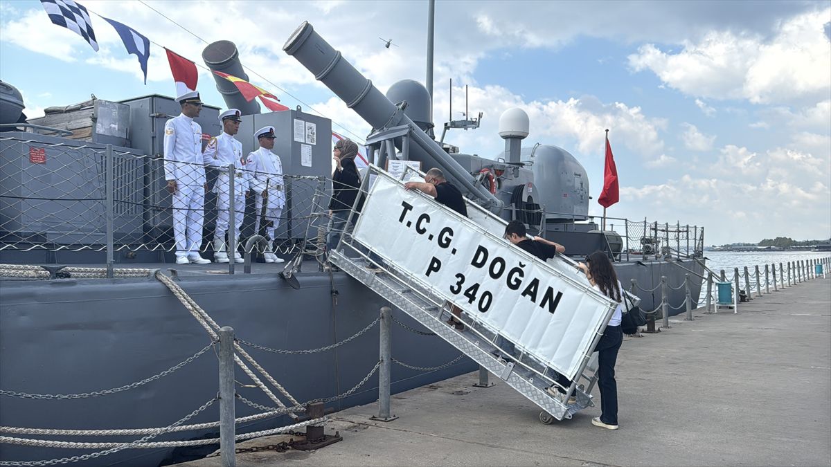 TCG Doğan Hücumbotu Kocaeli'de Ziyarete Açıldı