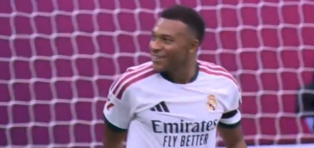 maca damga vuran kare mbappe g 23834788 7578 1 m