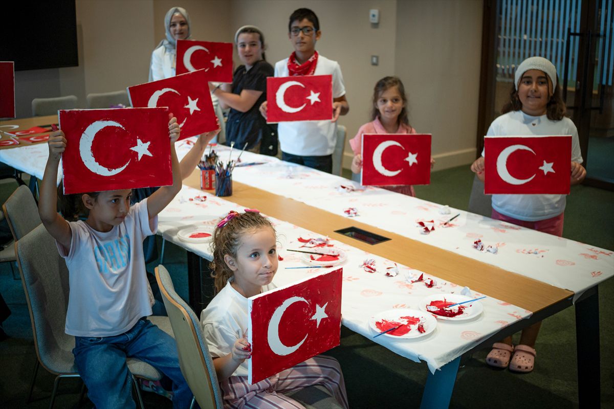 Zafer Bayramı'nda Miniklere Bilim ve Sanat Şöleni