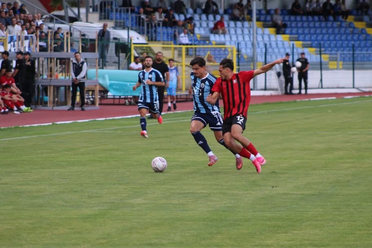 Uşakspor, Zafer Kupası'nda Kütahyaspor'a 2-1 Mağlup