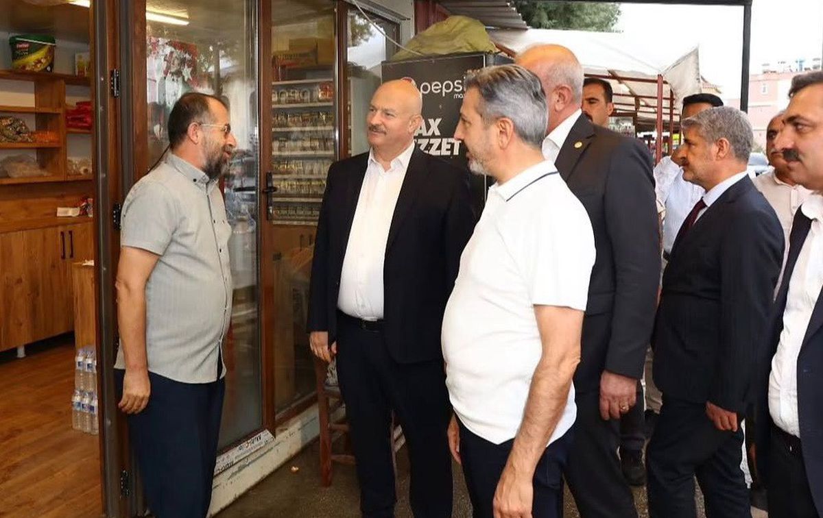 Adıyaman Valisi Besni'de Esnafla Buluştu