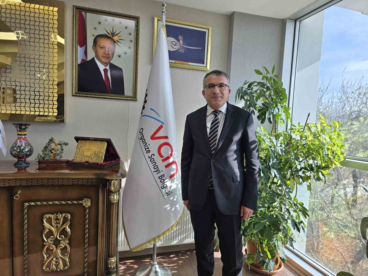 Van OSB Başkanı Aslan: '30 Ağustos, bu toprakların tapusunu tescillemiştir'