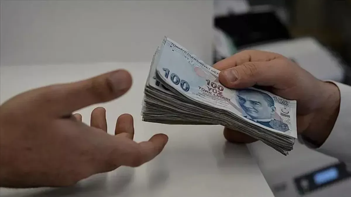 Yargıtay'dan Emsal Karar: Maaşı Geç Yatan İşçiye Tazminat Hakkı