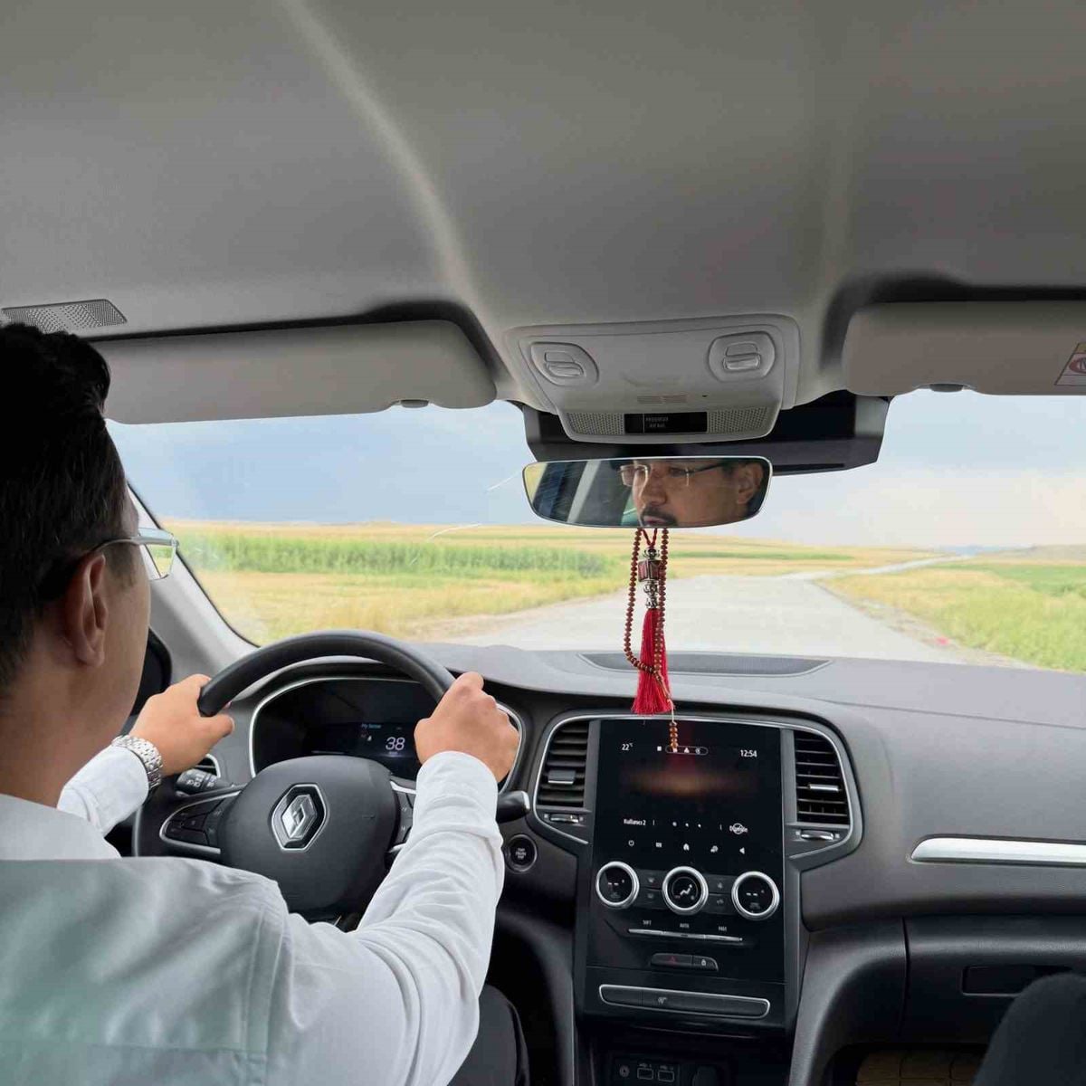 Akyaka'da Beton Yol Çalışmaları Denetlendi