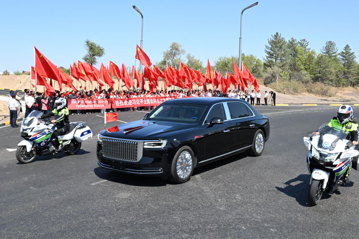 Xi Jinping Bişkek'te: ŞİÖ Zirvesi ve Devlet Ziyareti Başladı