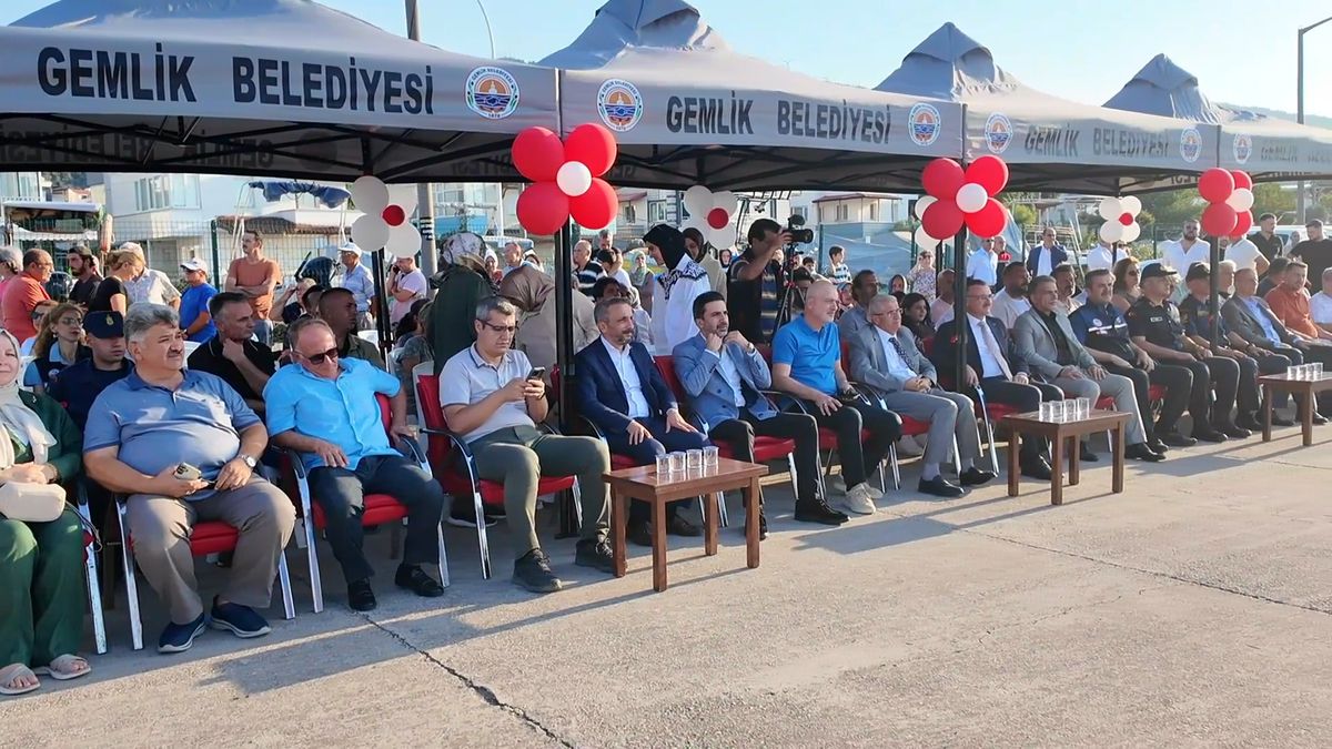 Bursa'da balık sezonu törenle açıldı