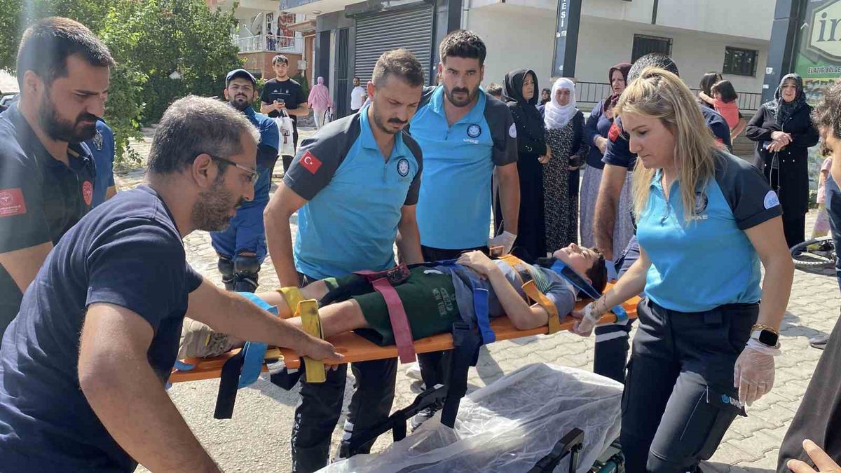 Elazığ'da Bisikletli 3 Çocuk Kazada Yaralandı