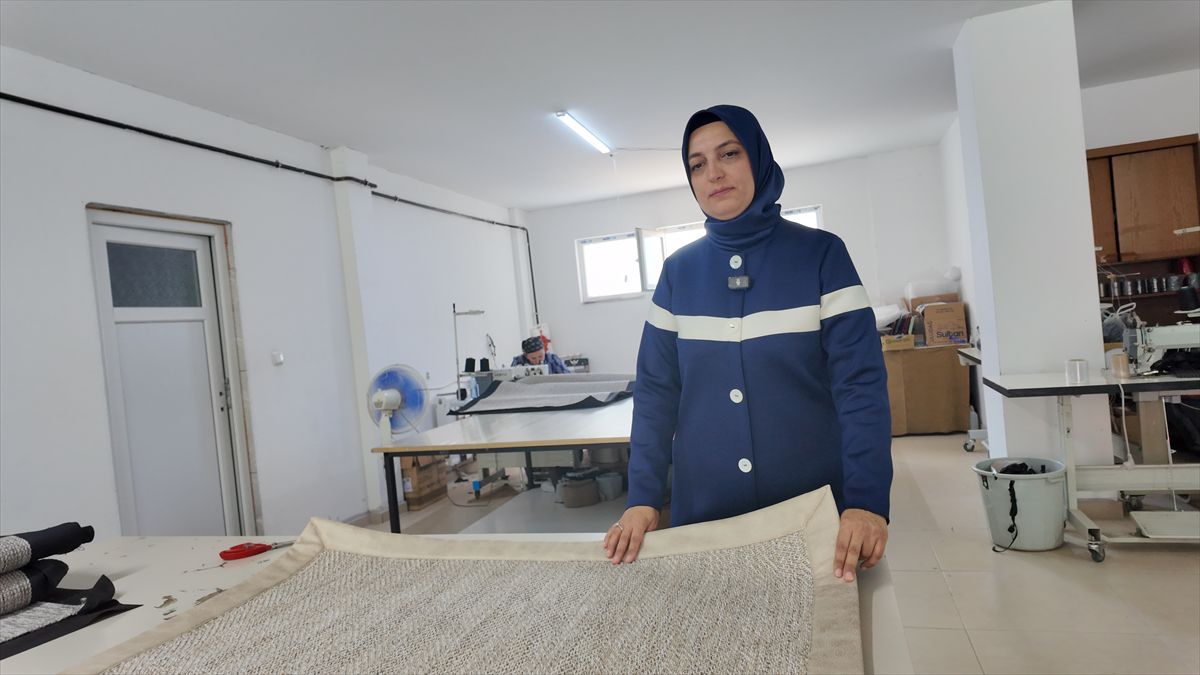 40 yaşında başladı, halıları 40 ülkeye gönderiyor