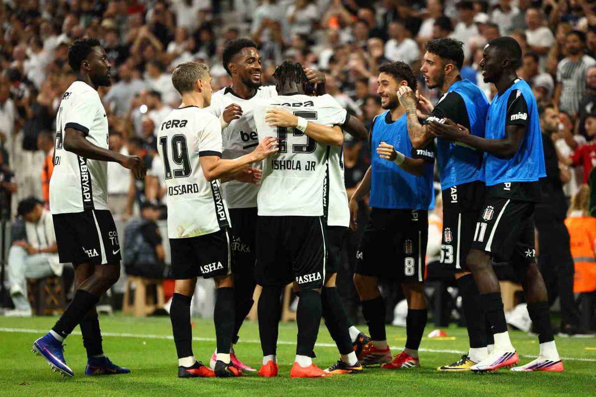 Beşiktaş evinde fırtına gibi: 6-2
