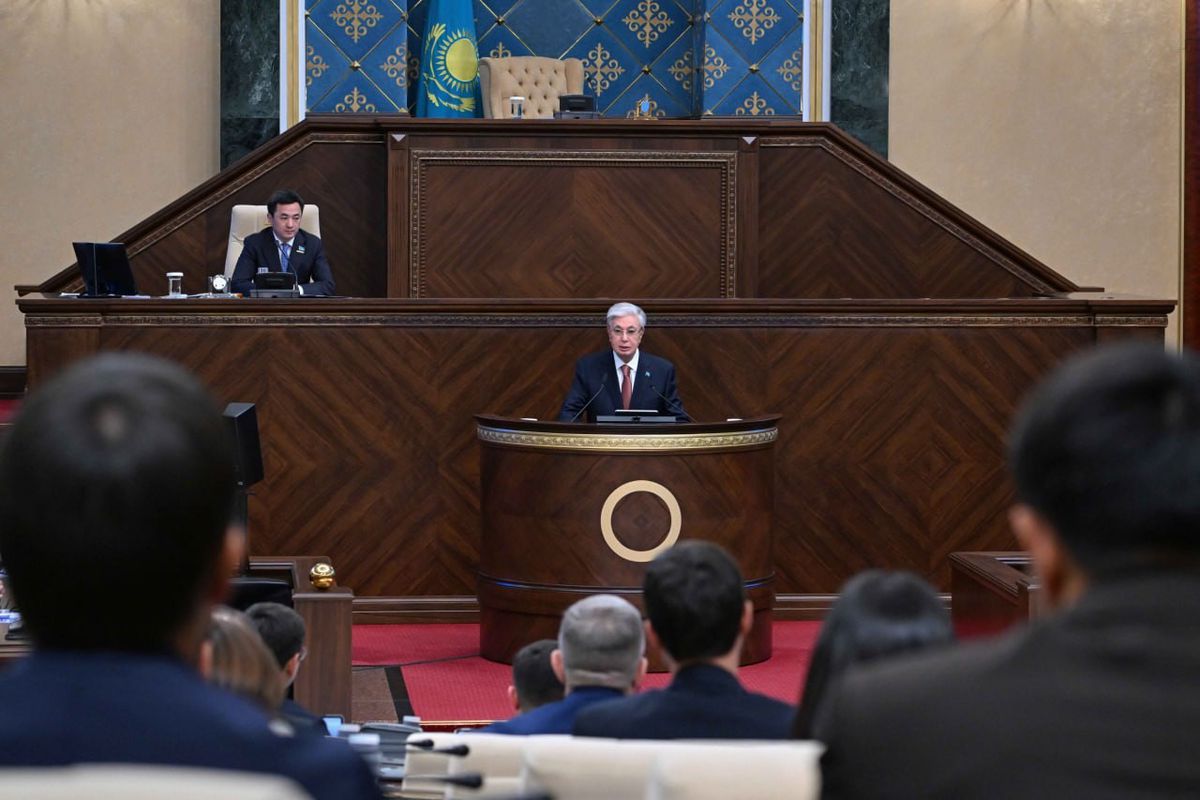 Kazakistan'da Yeni Atamalar: Karin ve Bektenov