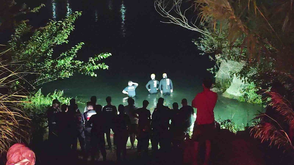 Manavgat Şelalesi'nde Mahsur Kalan 6 Kişi Kurtarıldı