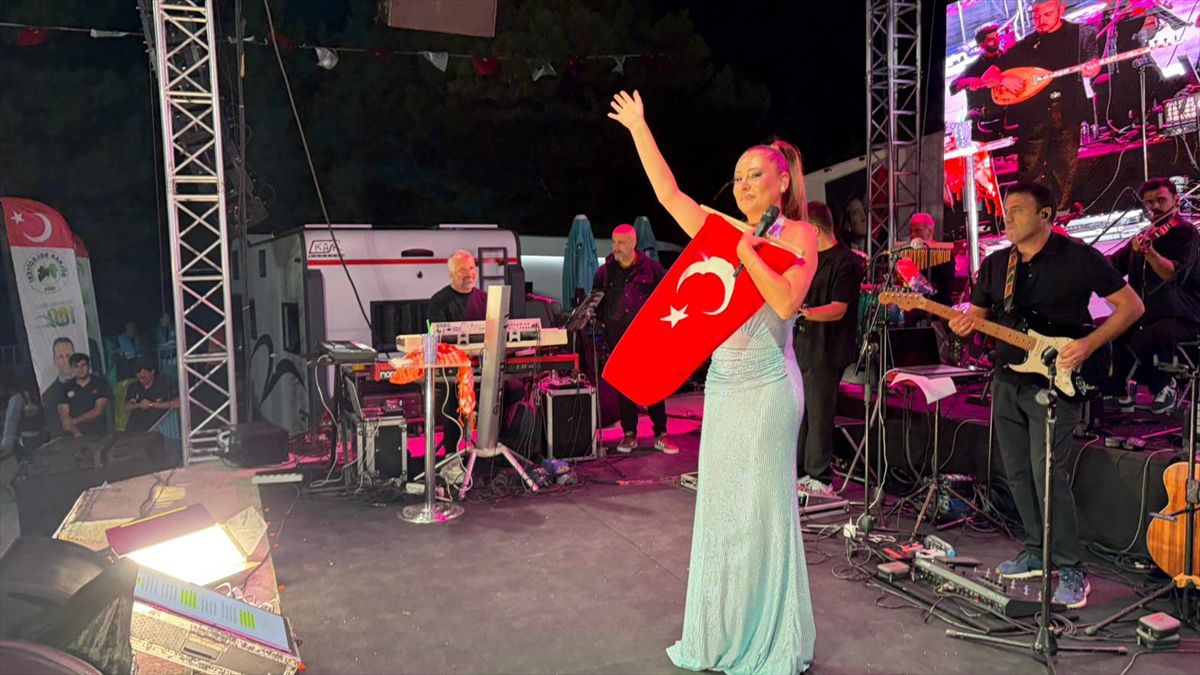 Gülnar Festivali Funda Arar Konseriyle Sona Erdi