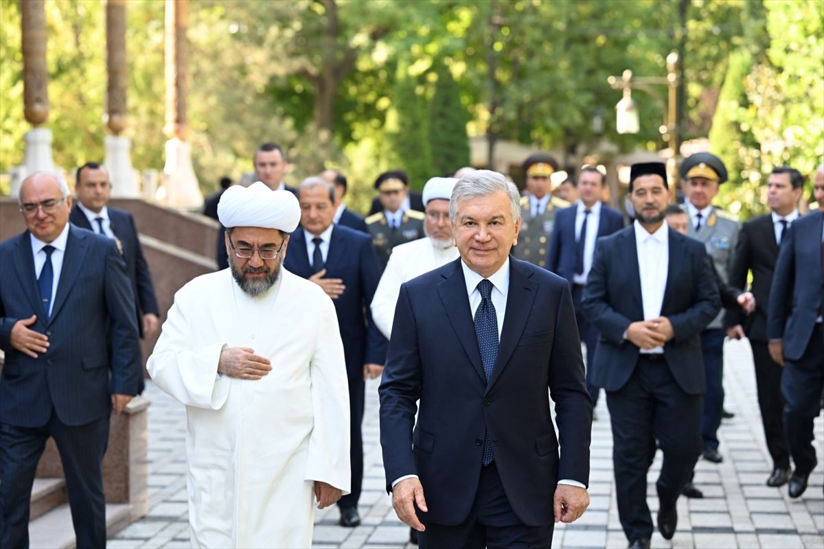 Özbekistan'da Siyasi Baskı Kurbanları Anıldı