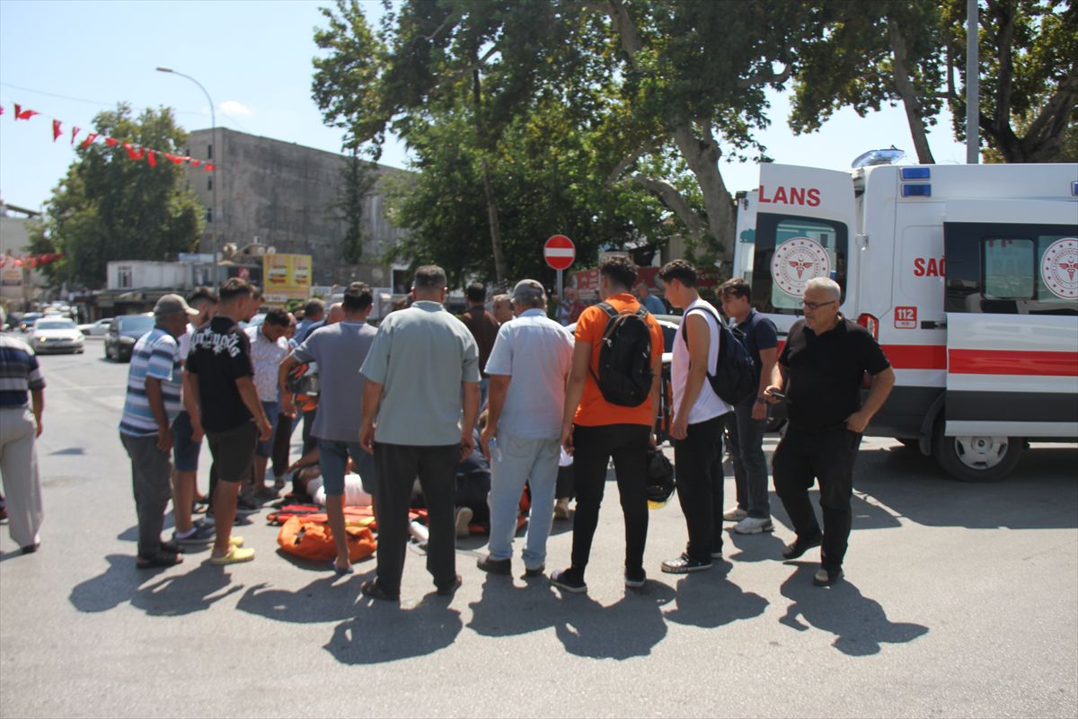 Serik'te Motosiklet Kazası: Sürücü Yaralandı