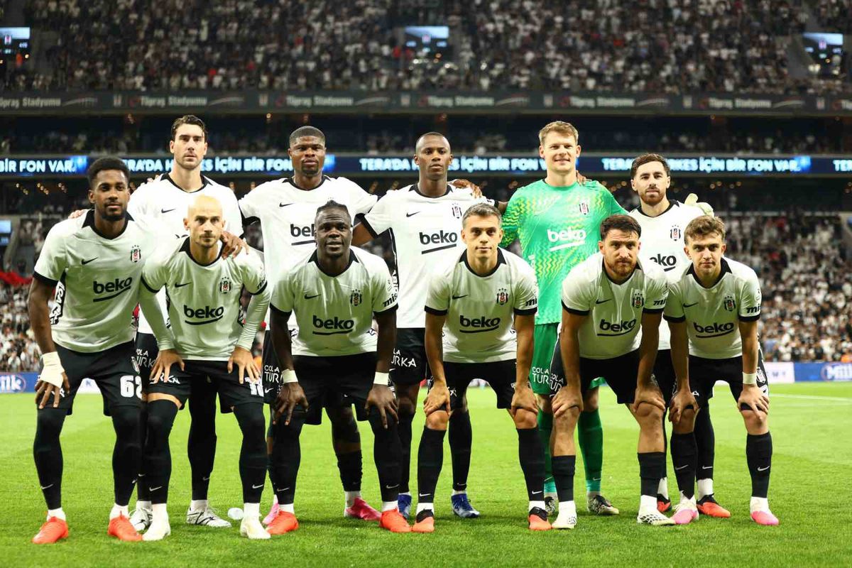 Beşiktaş'ta Italiano'dan 4 Değişiklik, Rıdvan 100. Maçında