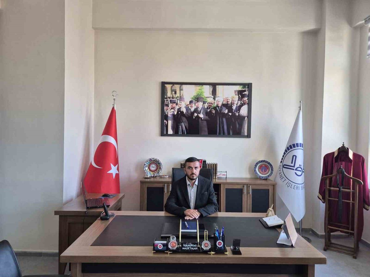 Altıntaş İlçe Müftülüğü'ne Malik Talan Atandı