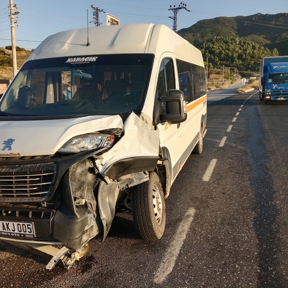 Aydın'da motosiklet-minibüs çarpışması: 1 ölü