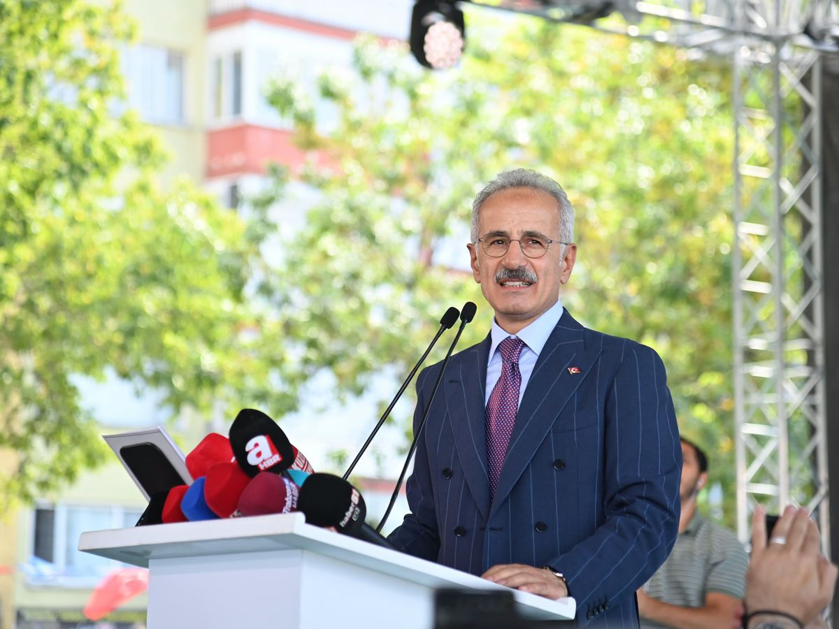 Trabzon'da Raylı Sistem Hattı'nın Temeli Atıldı