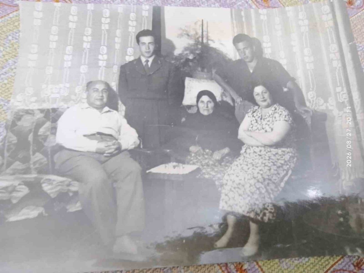 Erzurumlu Şehit Yüzbaşı Mahmut Laçin'in Yüzyıllık Fotoğrafları İlk Kez Gün Yüzünde