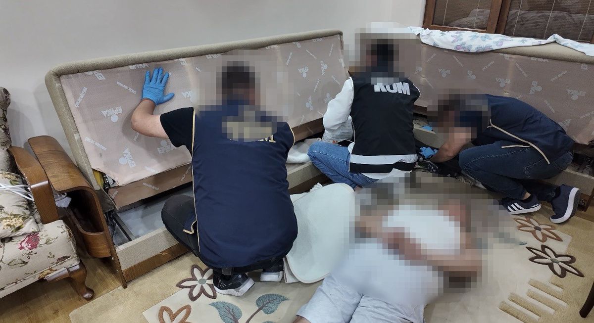 Çanakkale'de Organize Suç Örgütüne Operasyon: 8 Gözaltı