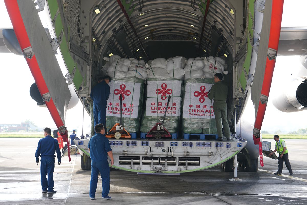 Çin'den Nepal'e Ek Acil İnsani Yardım