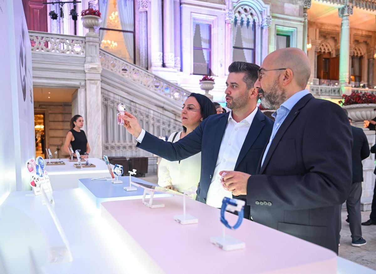 Huawei'nin İlk Yarı Geliri Yüzde 9,55 Artarak 467,82 Milyar Yuana Ulaştı