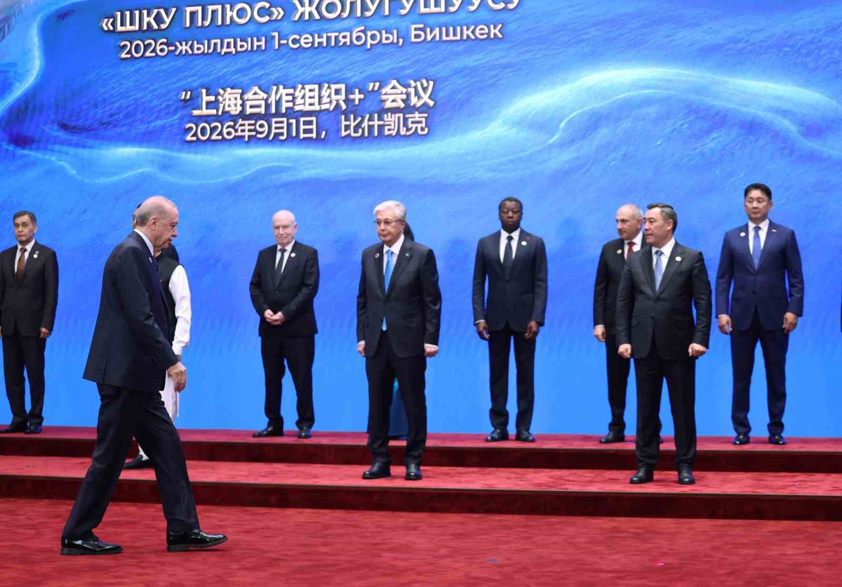 Erdoğan Bişkek'te ŞİÖ Zirvesi'nde aile fotoğrafında