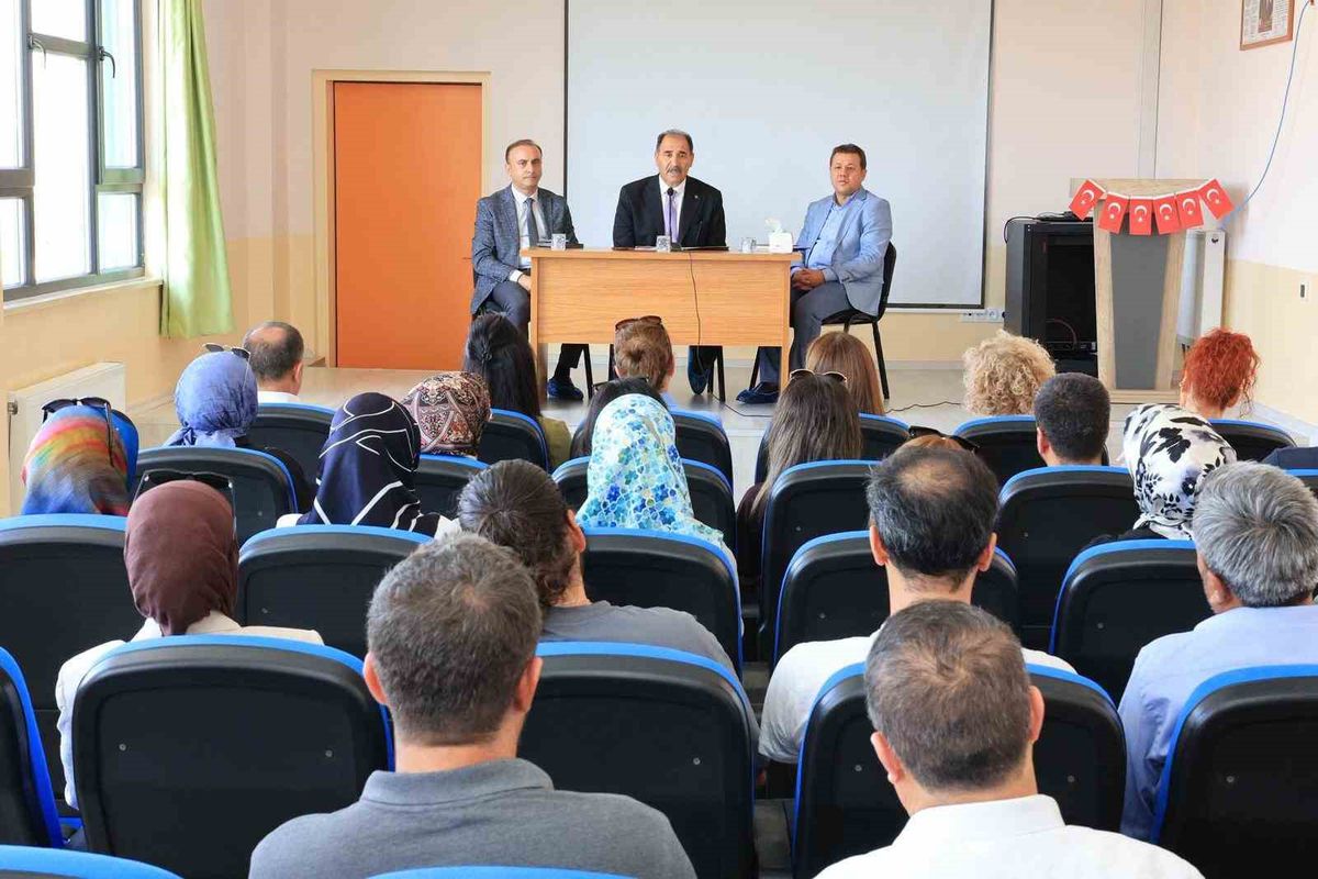 Elazığ'da Okul Öncesi Eğitim Toplantısı: 2026-2027 Planlaması Yapıldı