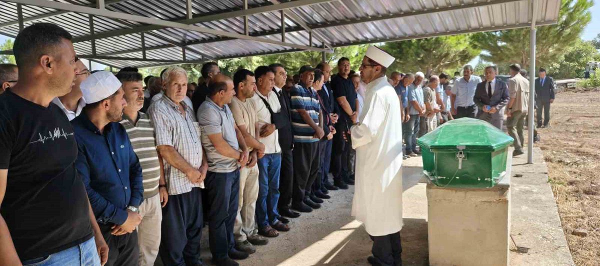 Feribot Faciası Kurbanı Hüseyin Özdemir Son Yolculuğuna Uğurlandı