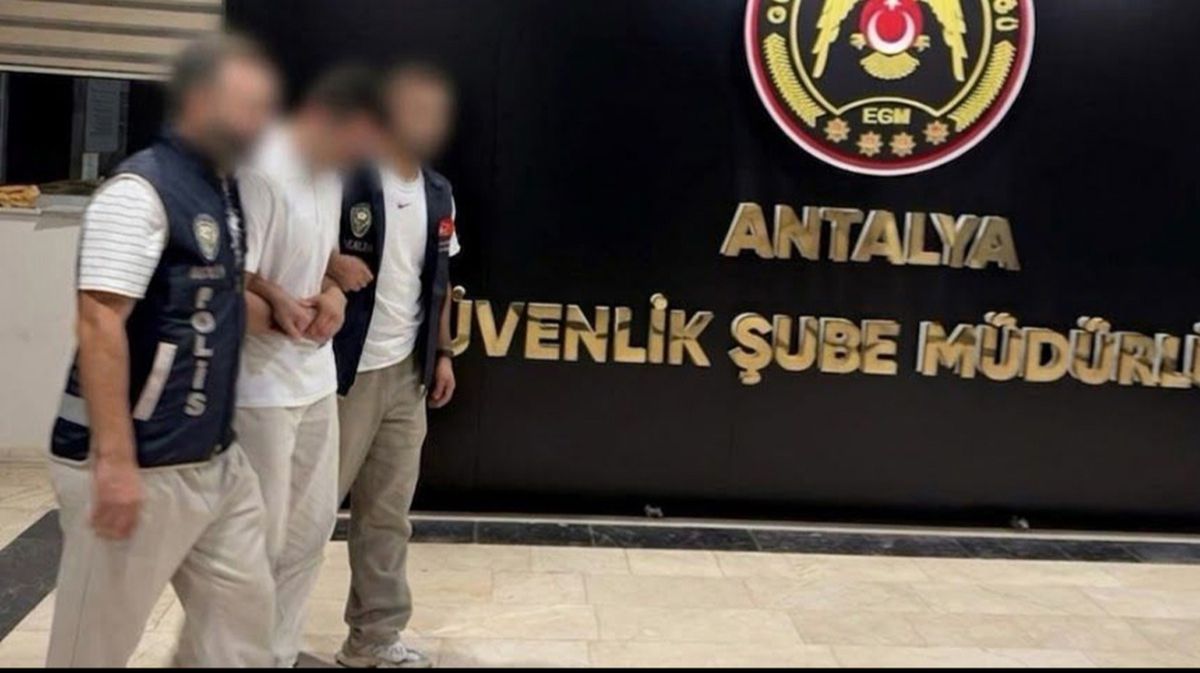 Gazeteciye tehdit: Antalya'da gözaltı