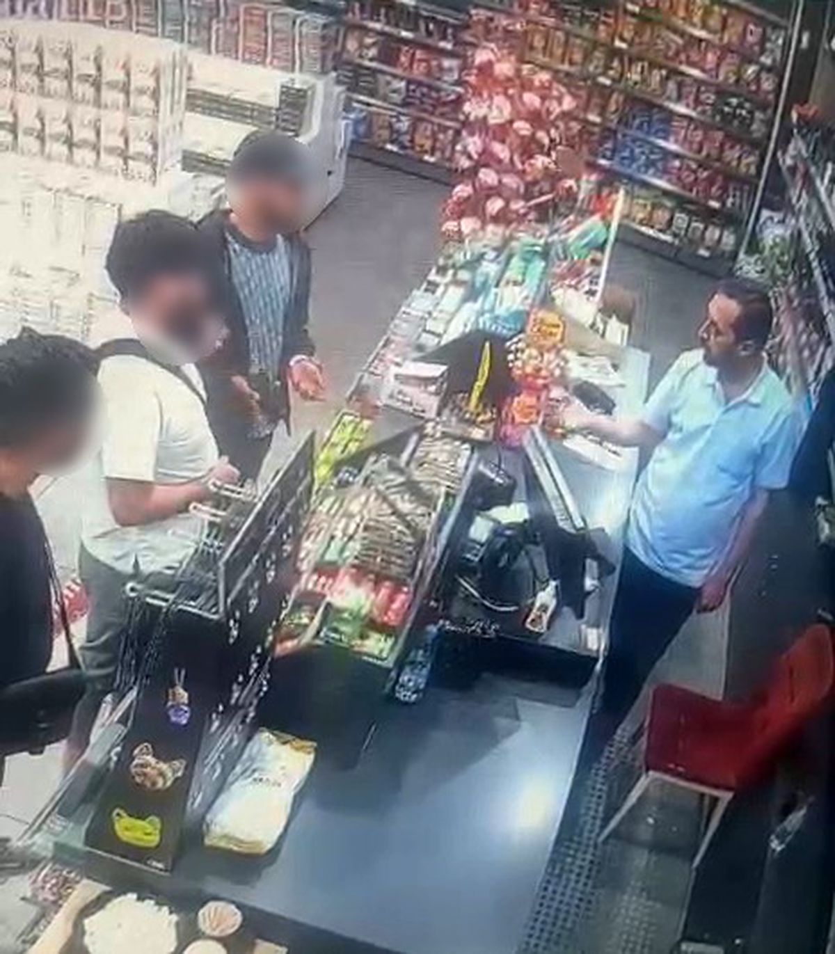 Hamzabeyli'de Akaryakıt İstasyonunda Gasp ve Bıçaklı Saldırı