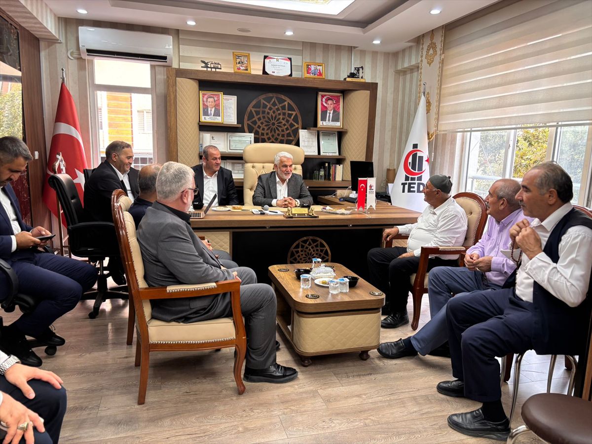 Yapıcıoğlu Siirt'te Ziyaretlerde Bulundu