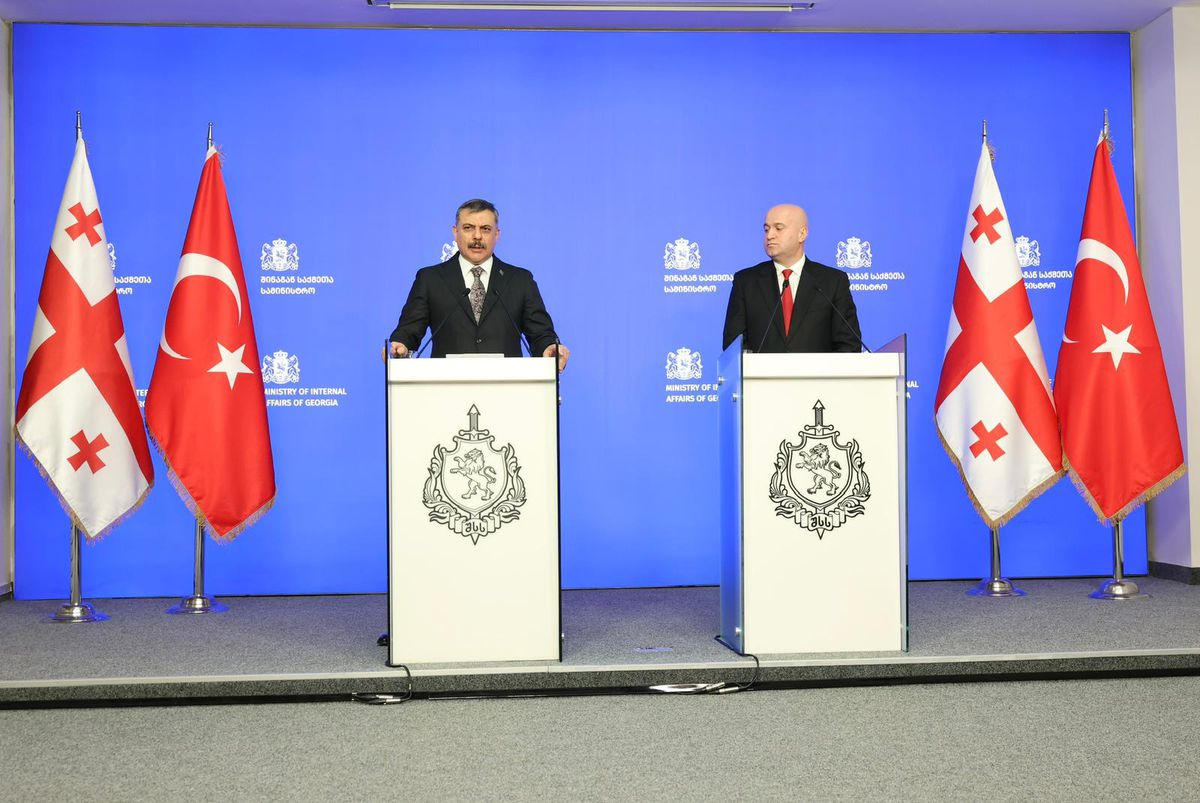 Çiftçi ve Tamazaşvili Tiflis'te bir araya geldi: Suçla mücadelede iş birliği vurgusu