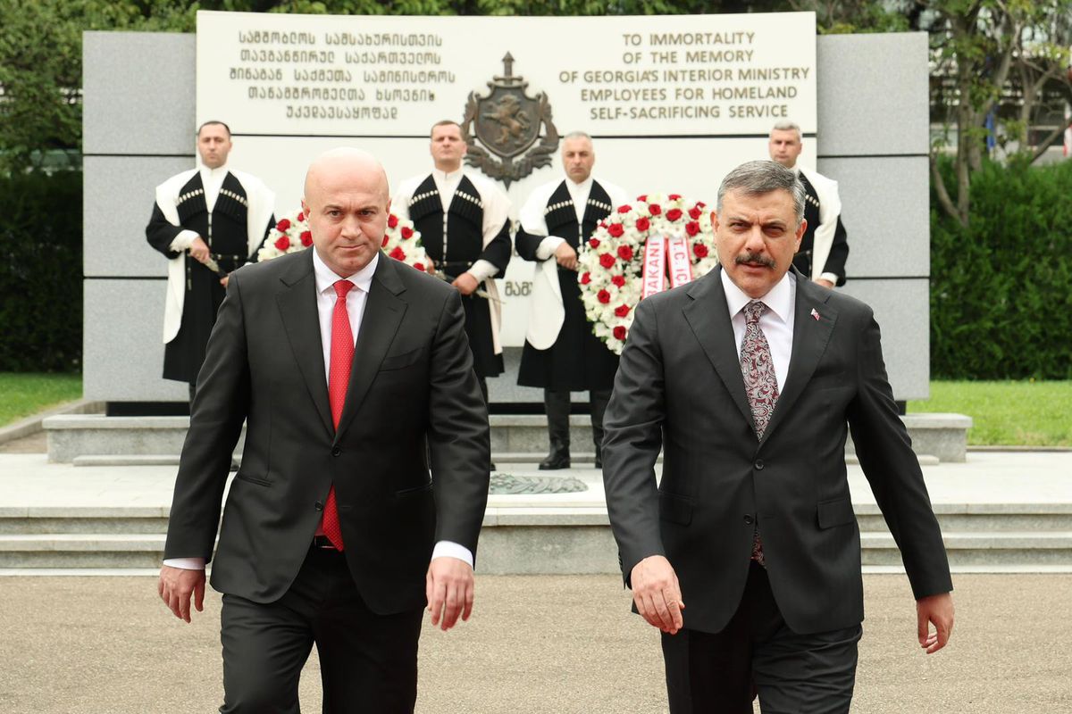 Türkiye ve Gürcistan İçişleri Bakanları Tiflis'te Güvenlik İş Birliğini Güçlendirdi