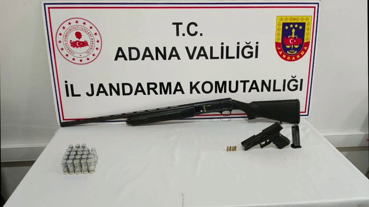 Ceyhan'da Ruhsatsız Silah Operasyonu: 4 Gözaltı