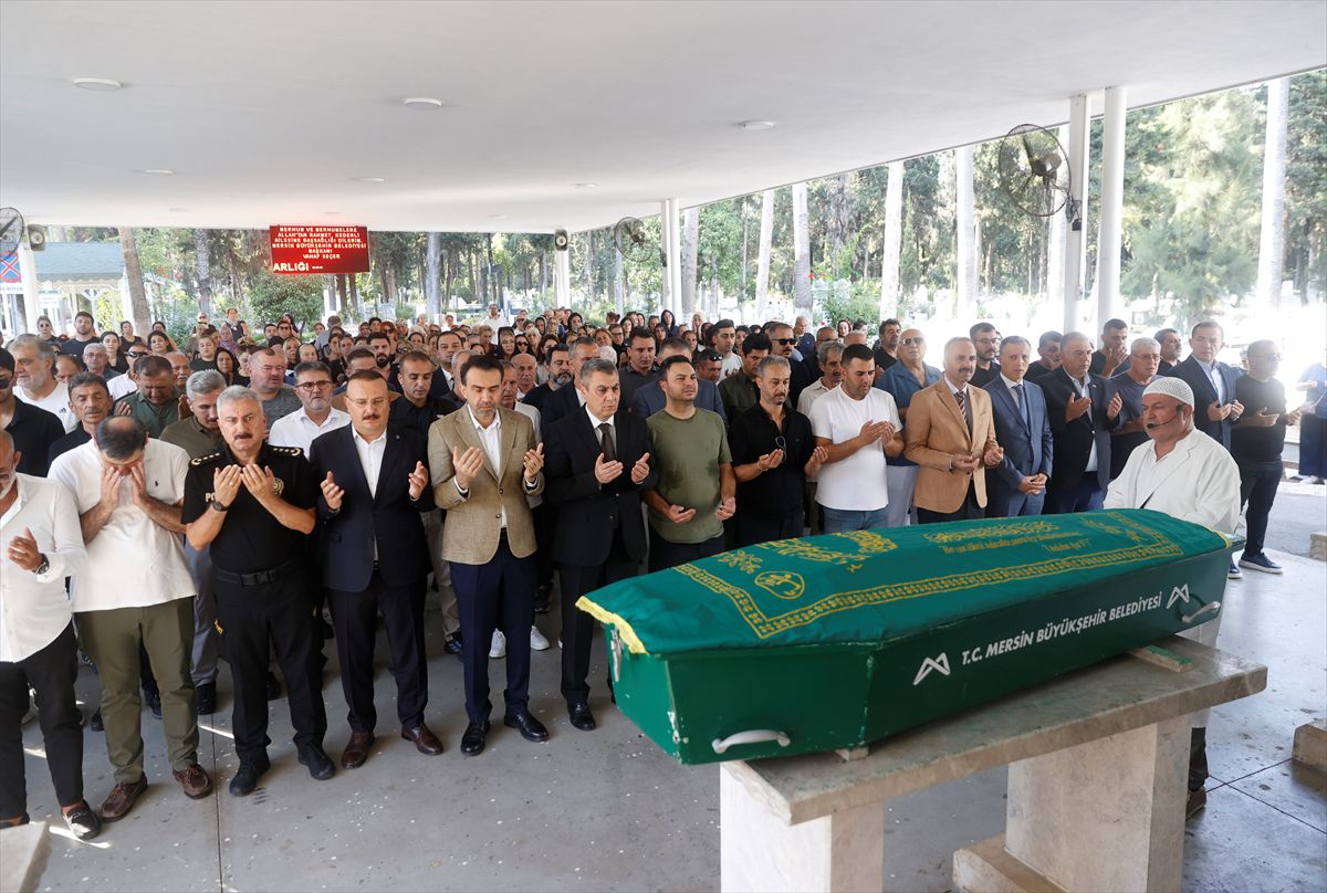 Girne'deki Gemi Faciasında Hayatını Kaybeden Reyhan Verim Mersin'de Son Yolculuğuna Uğurlandı