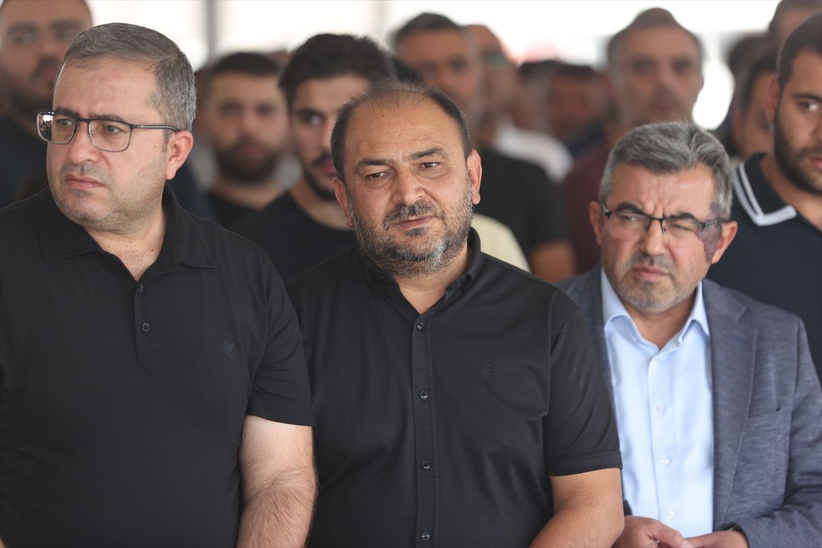 Girne'deki Gemi Kazasında Ölen Balyemez Gaziantep'te Toprağa Verildi