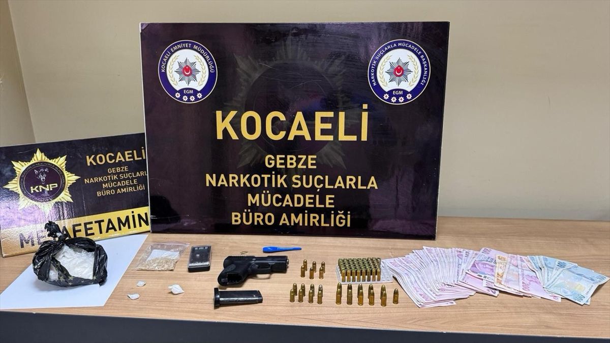 Kocaeli'de Uyuşturucu Operasyonunda 3 Tutuklama