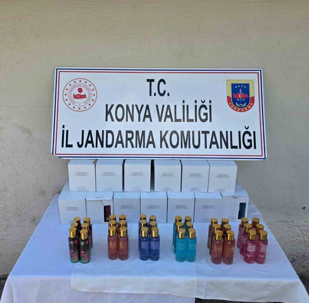 Konya'da Kaçakçılık Operasyonu: 186 Bin Makaron ve 660 Bin Liralık Parfüm Ele Geçirildi