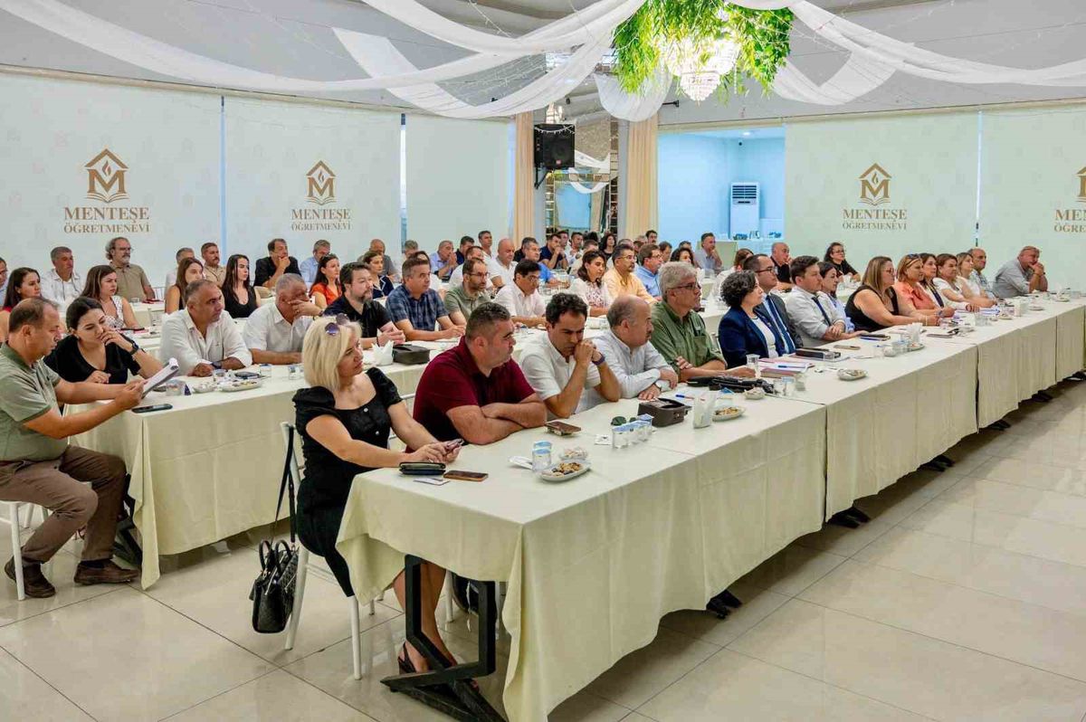 Menteşe'de 2026-2027 Eğitim Yılı Hazırlıkları Müdürler Kurulu'nda Ele Alındı