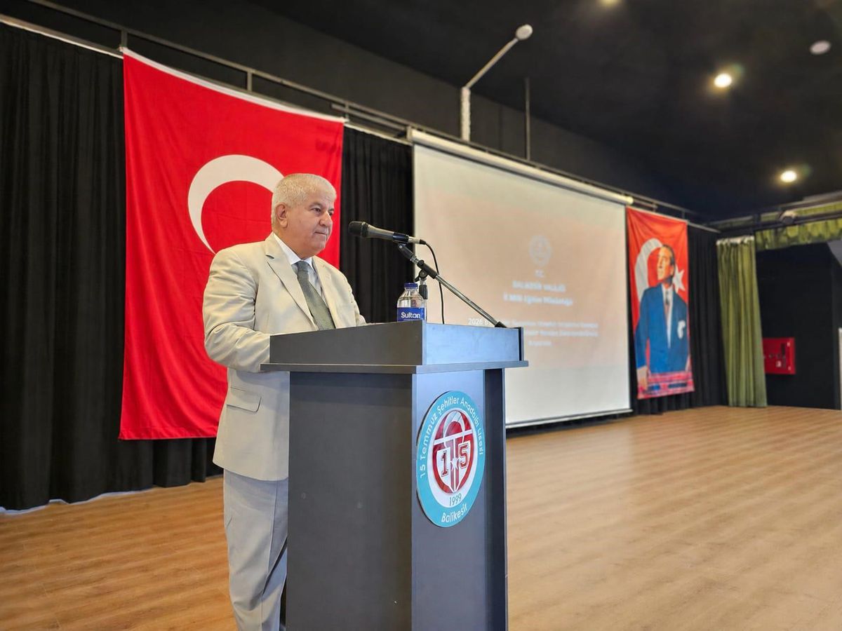 Balıkesir'de Yöneticilik Eğitim Programı Başladı